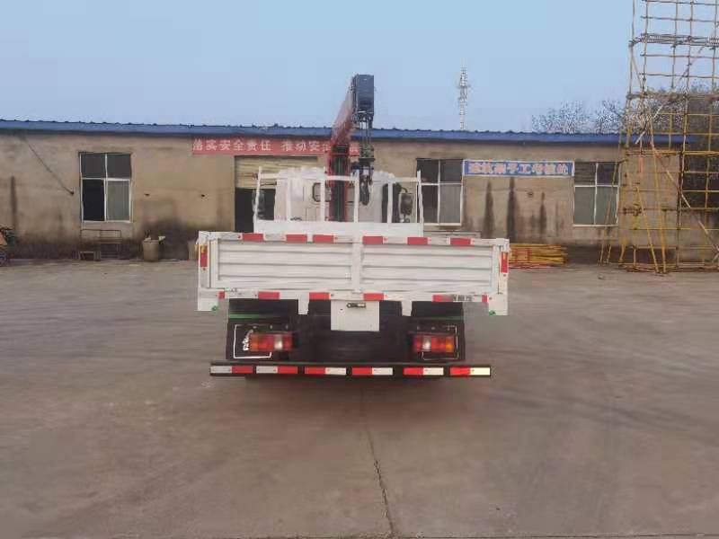 重汽豪曼4吨随车起重机图5