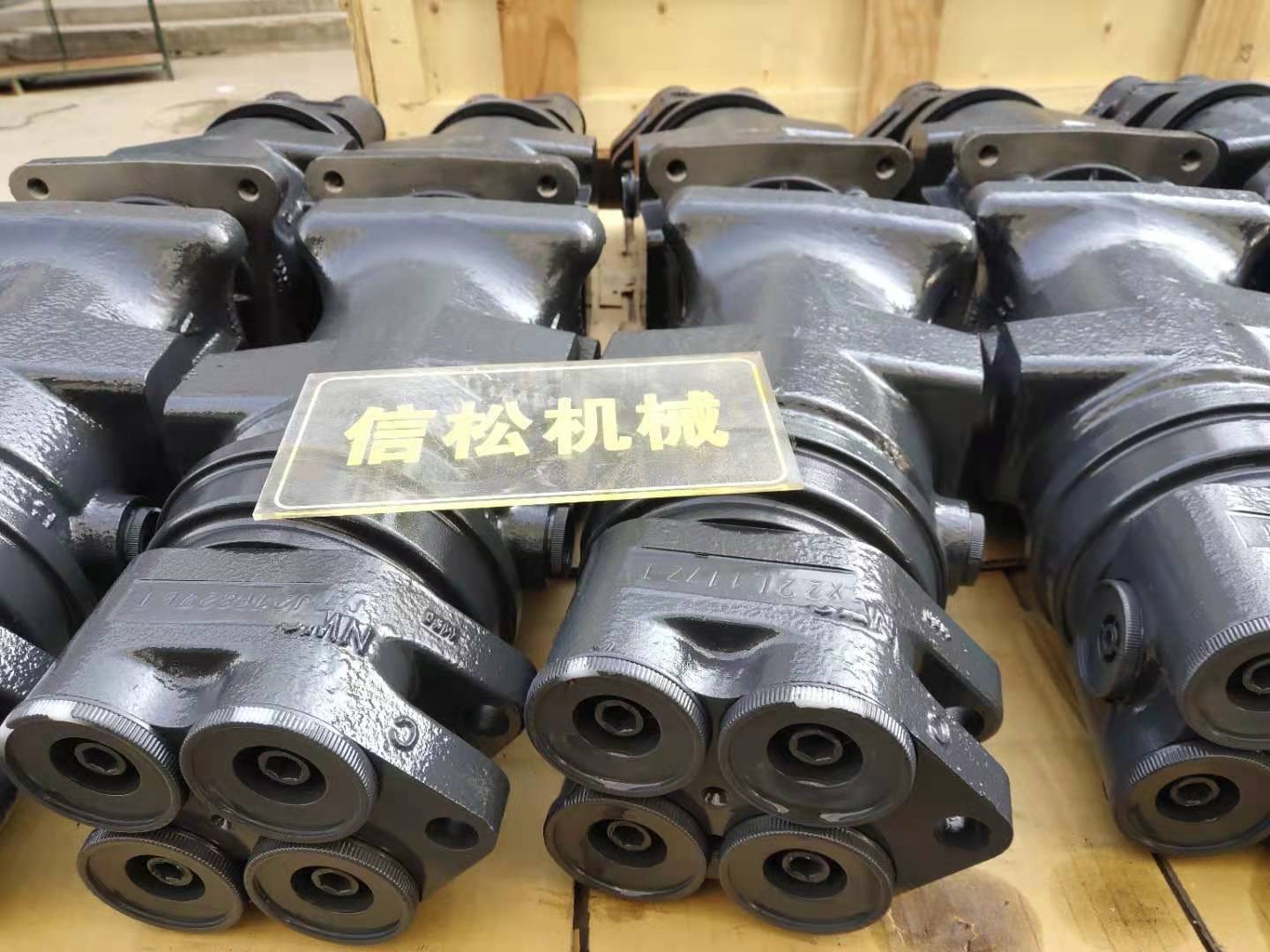 小松挖掘机中心回转接头PC200-8 PC300-7图3