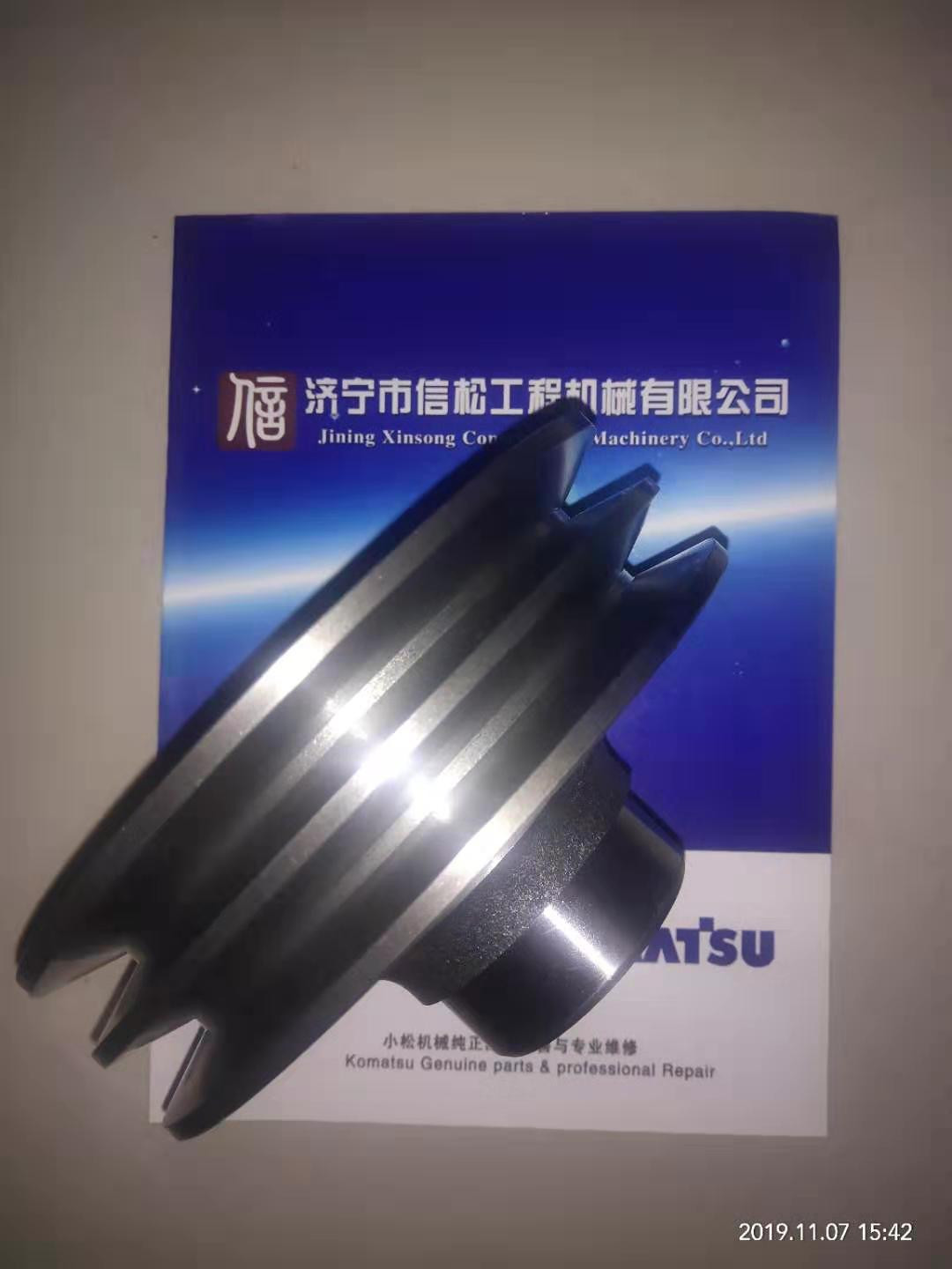 小松挖掘机 PC60-8 曲轴皮带轮图2