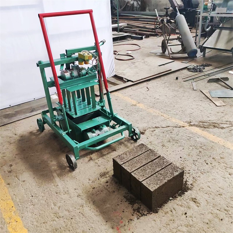 小型水泥砌块制砖机 定制出口型水泥制砖机 小型打砖机器图2