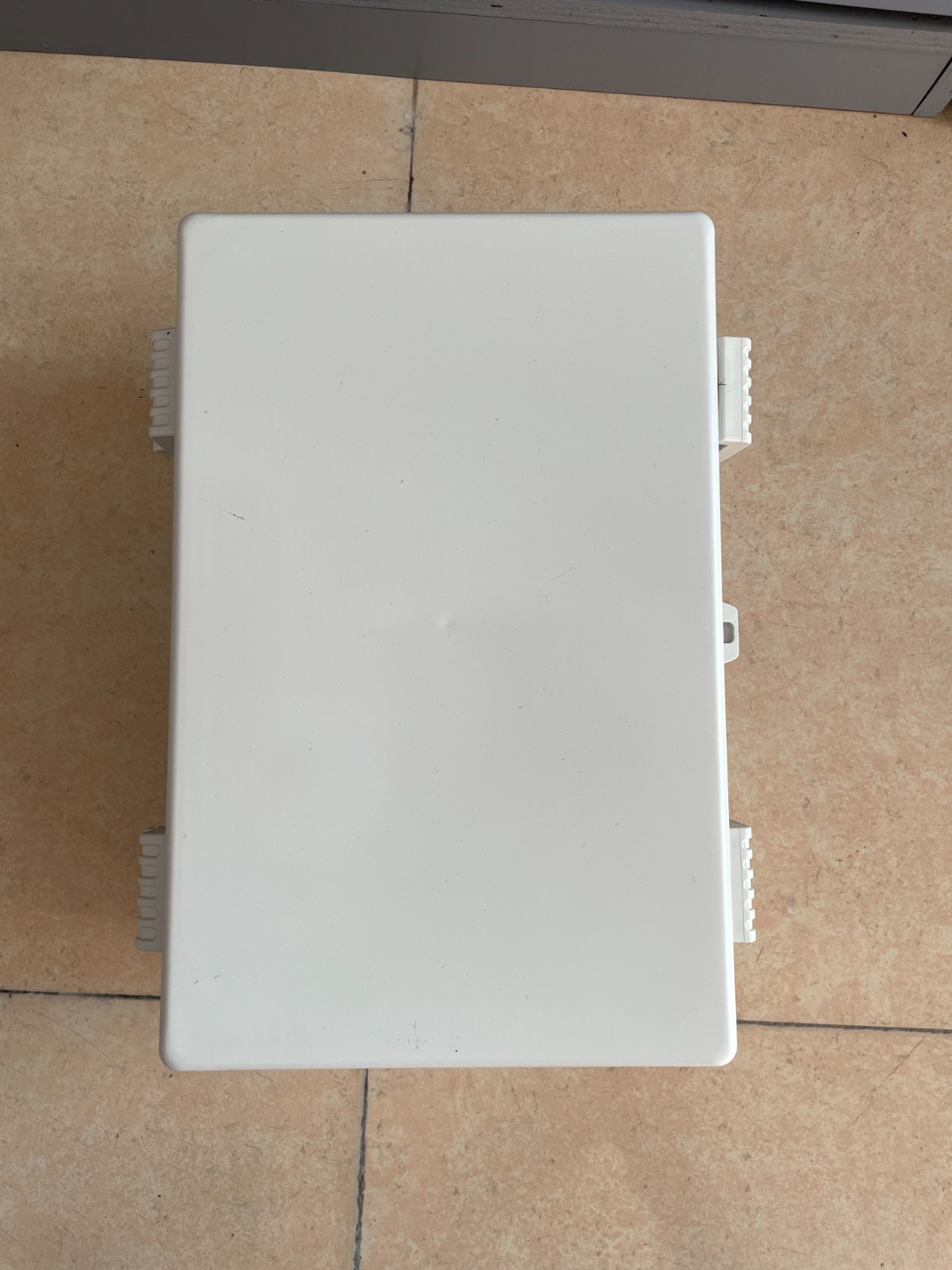 搭扣防水箱图6