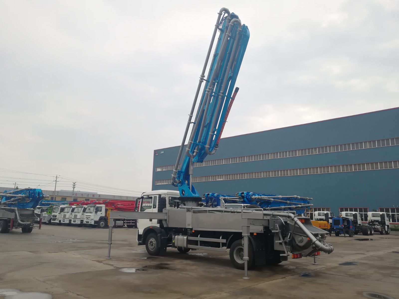 30m concrete pump truck图2