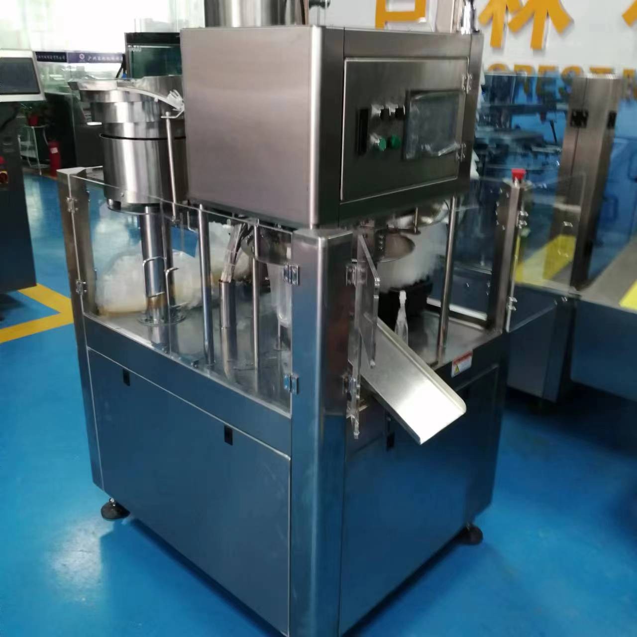 单头洗衣液灌装旋盖机全自动豆浆果汁果冻饮料自立袋吸嘴袋灌装机图4