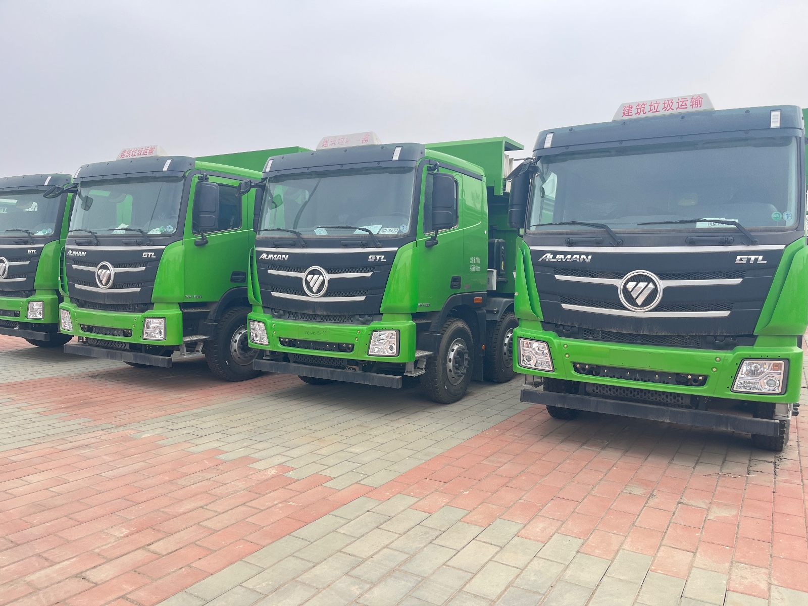 新能源汽车，中国重汽卡车出口图3