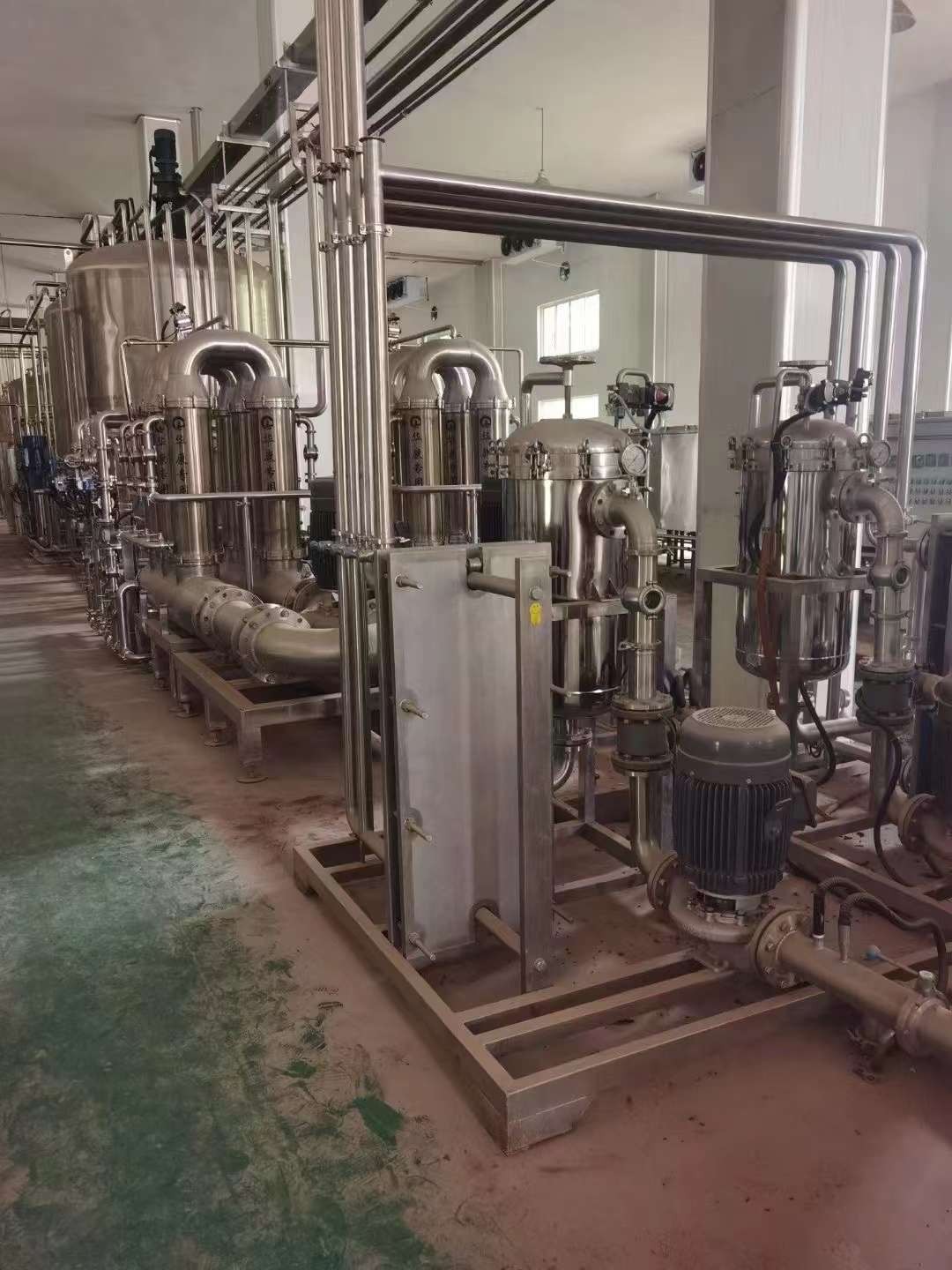 新订全套茶多酚提取浓缩生产线图3