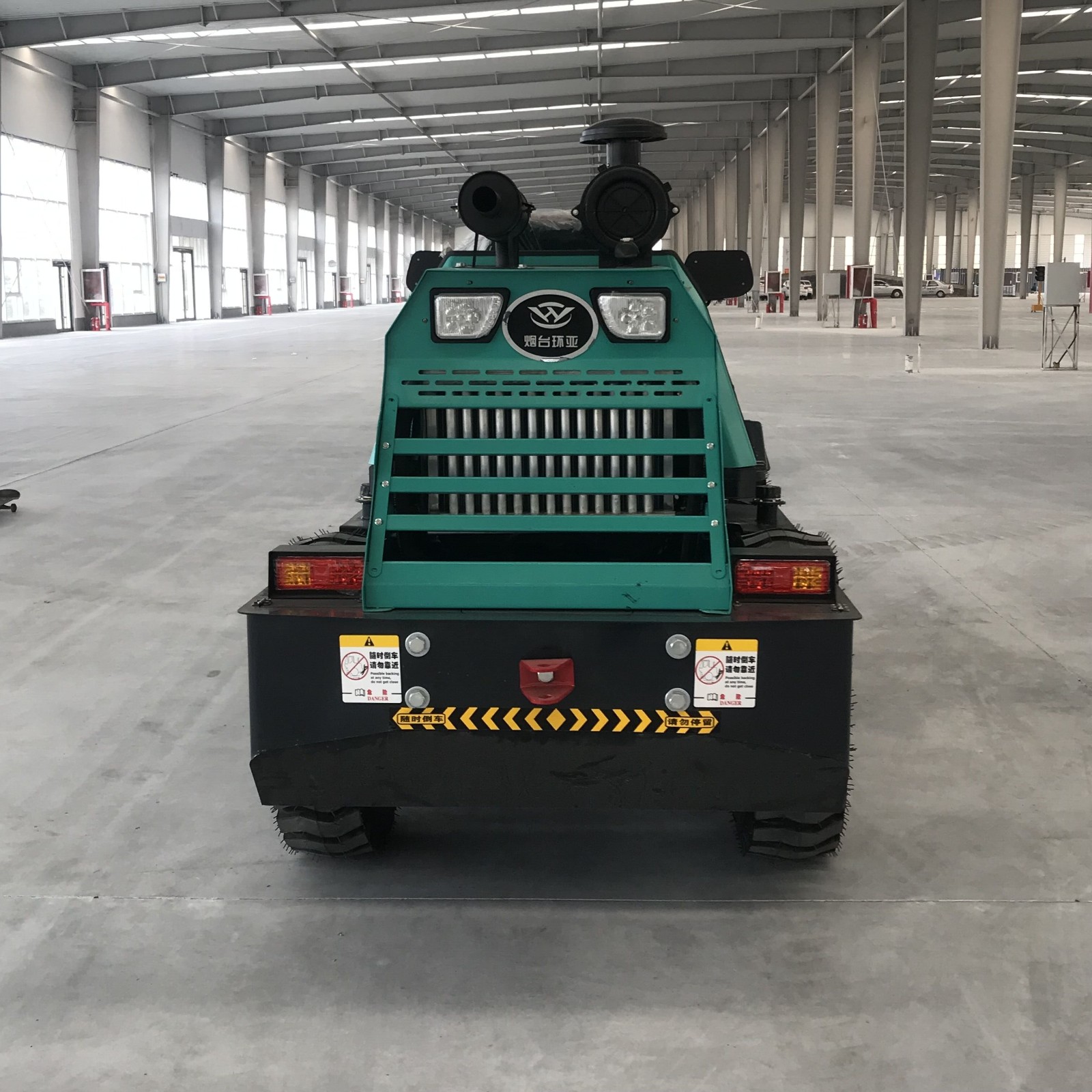 环亚机械四驱铲车无棚铲车小型装载机工地养殖多功能铲车图3