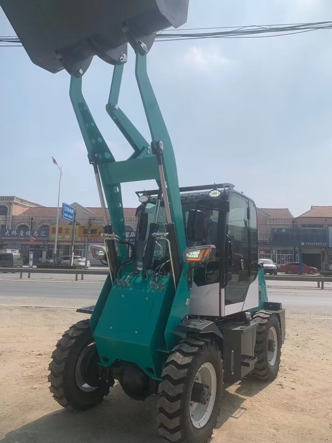 环亚机械四驱铲车矮脚虎铲车小型装载机工地养殖多功能铲车图3