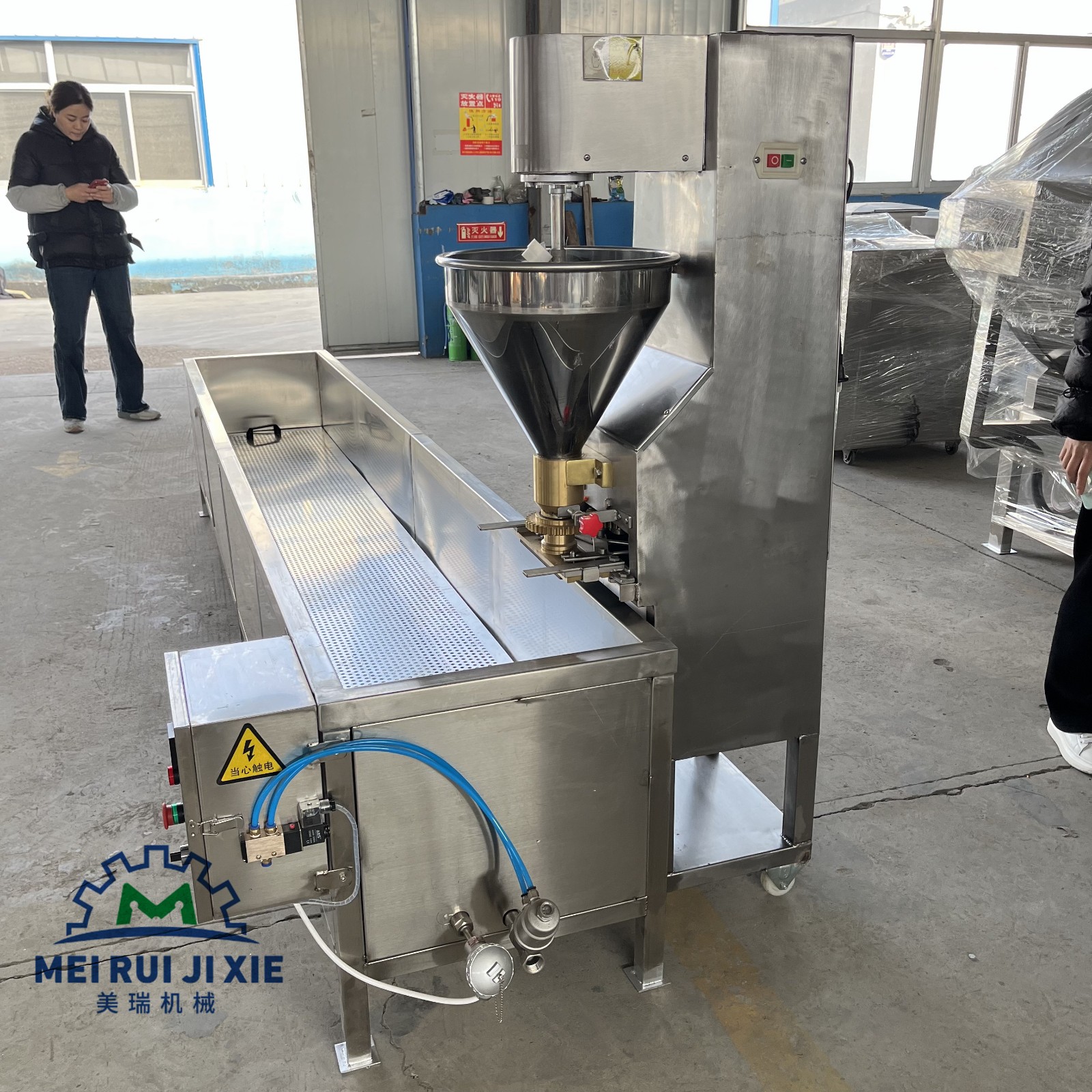 鱼丸加工成套设备 肉丸蒸煮流水线 多功能丸子成型机图2