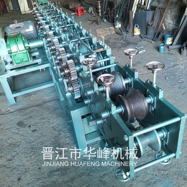 P型管机 P型管横梁成型设备图5