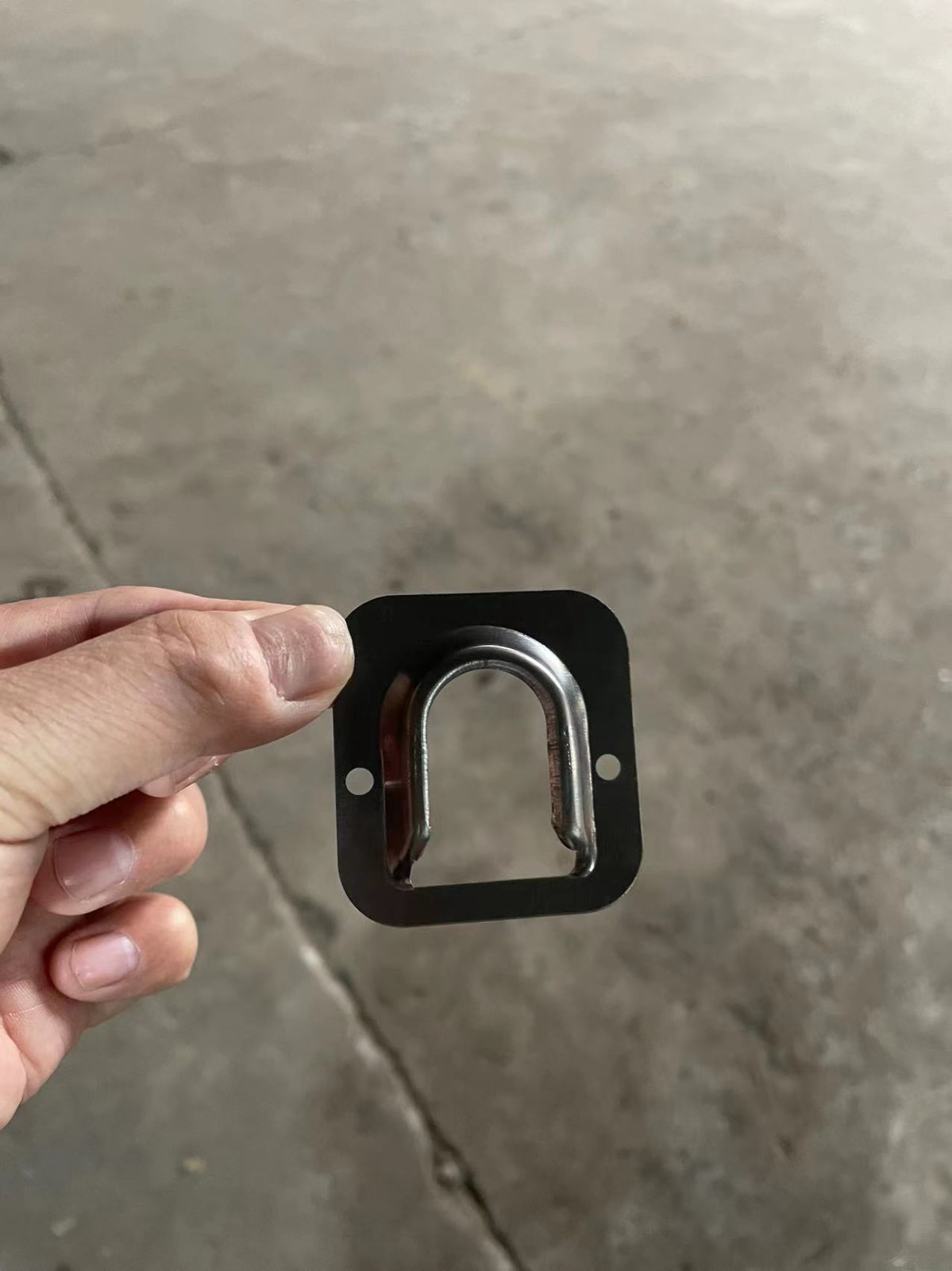 钢制文件柜挂衣杆模具图3