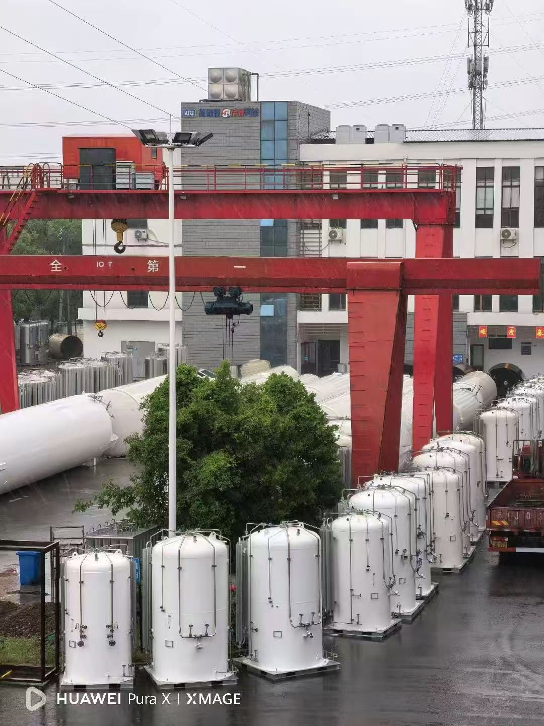 Low liquid storage tank5图2