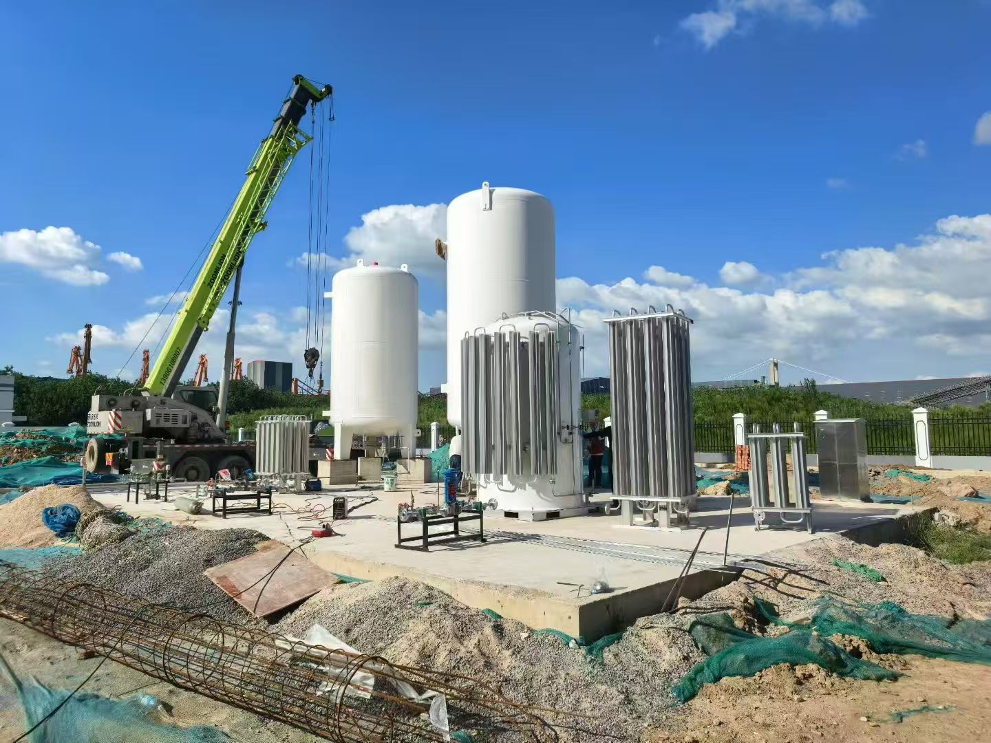 Low liquid storage tank9图2