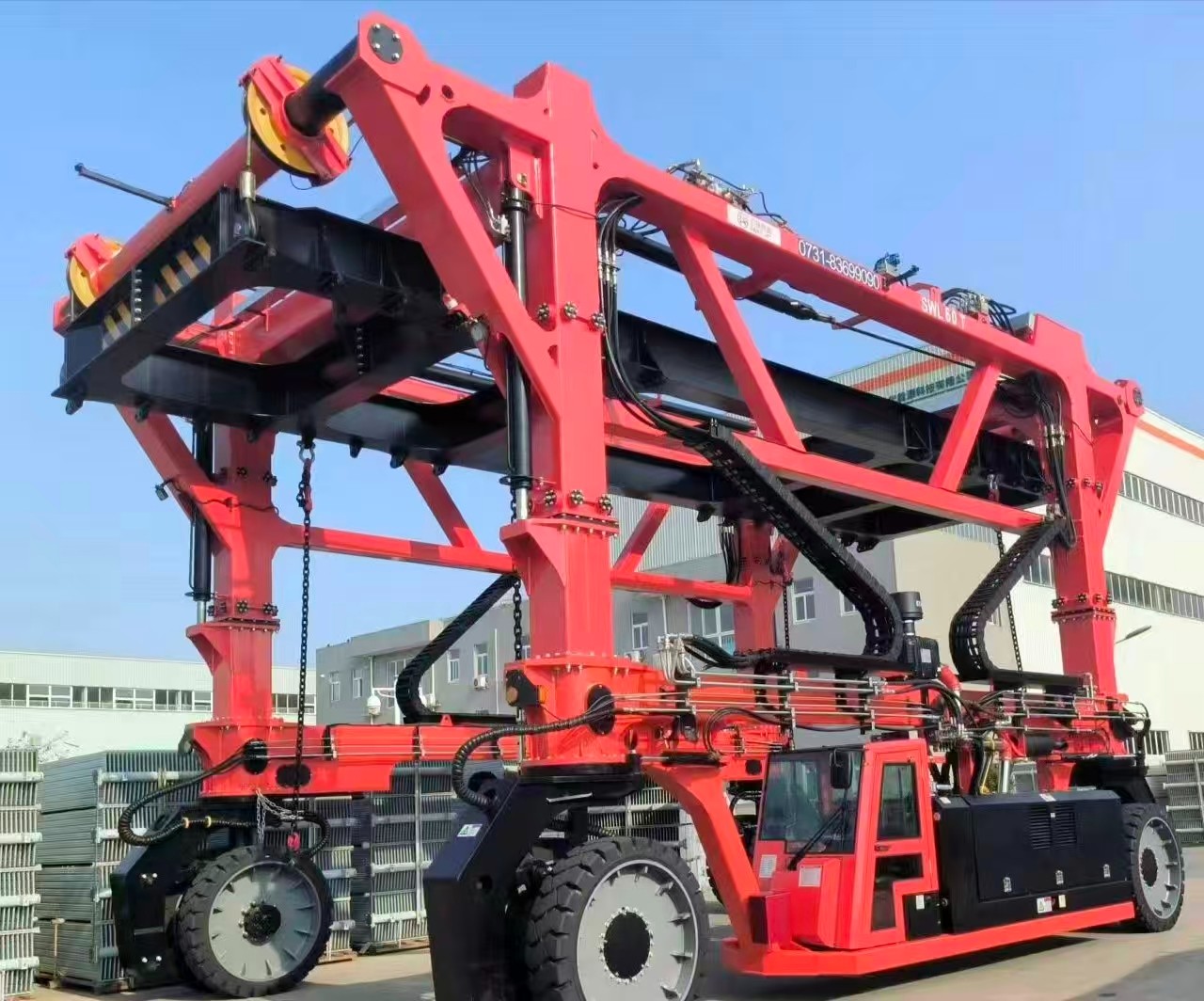 Container Handling Vehicle图3