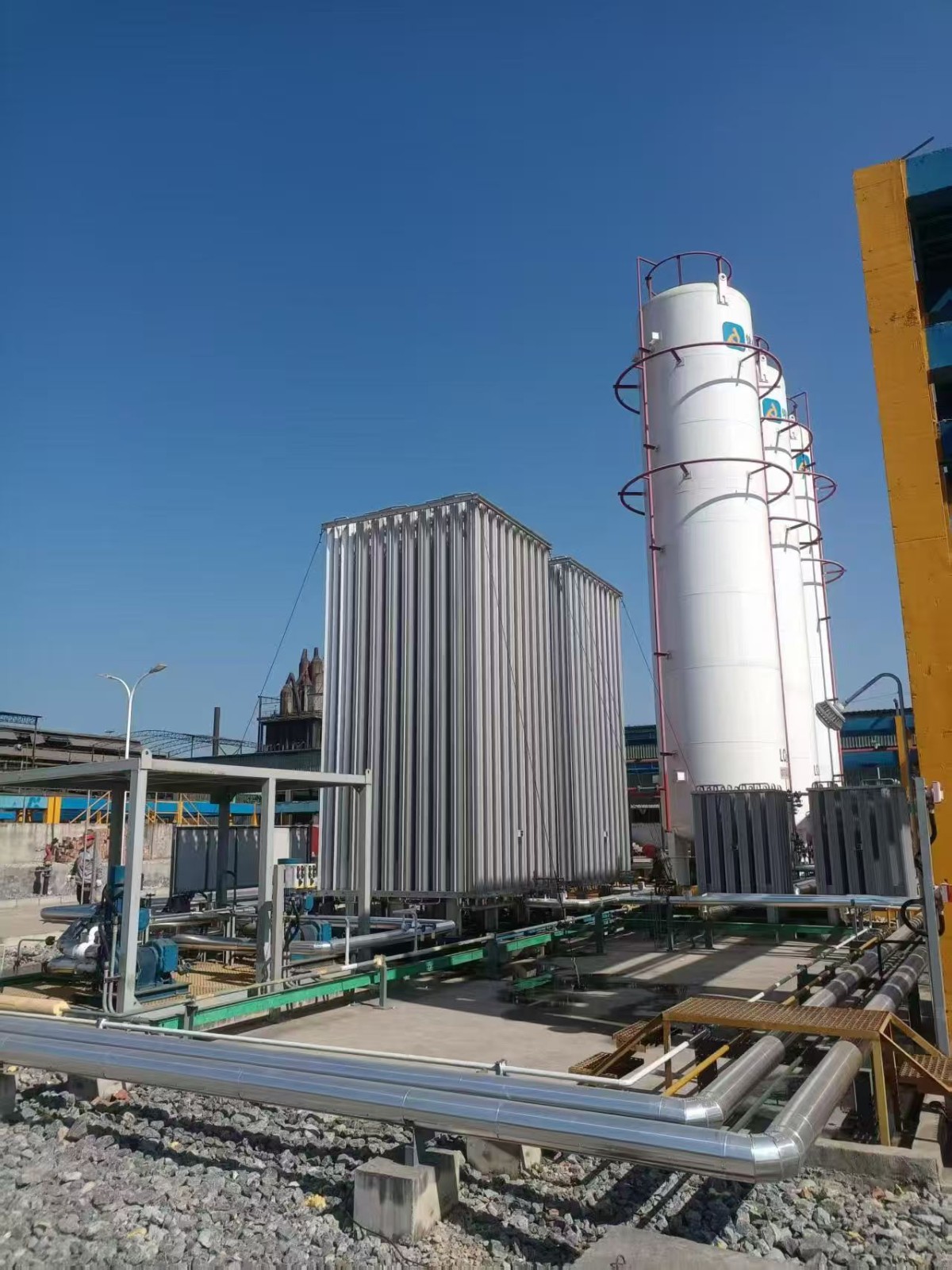 Carbon dioxide storage tank8图3